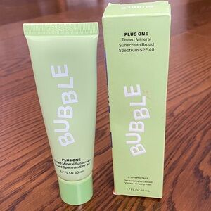 Bubble Plus One Tinted Mineral Sunscreen SPF 40
